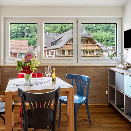 Ferienzimmer Dorfcafe Am Bach Münstertal
